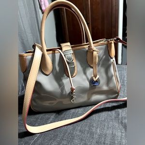 Patent Dooney & Bourke grey satchel